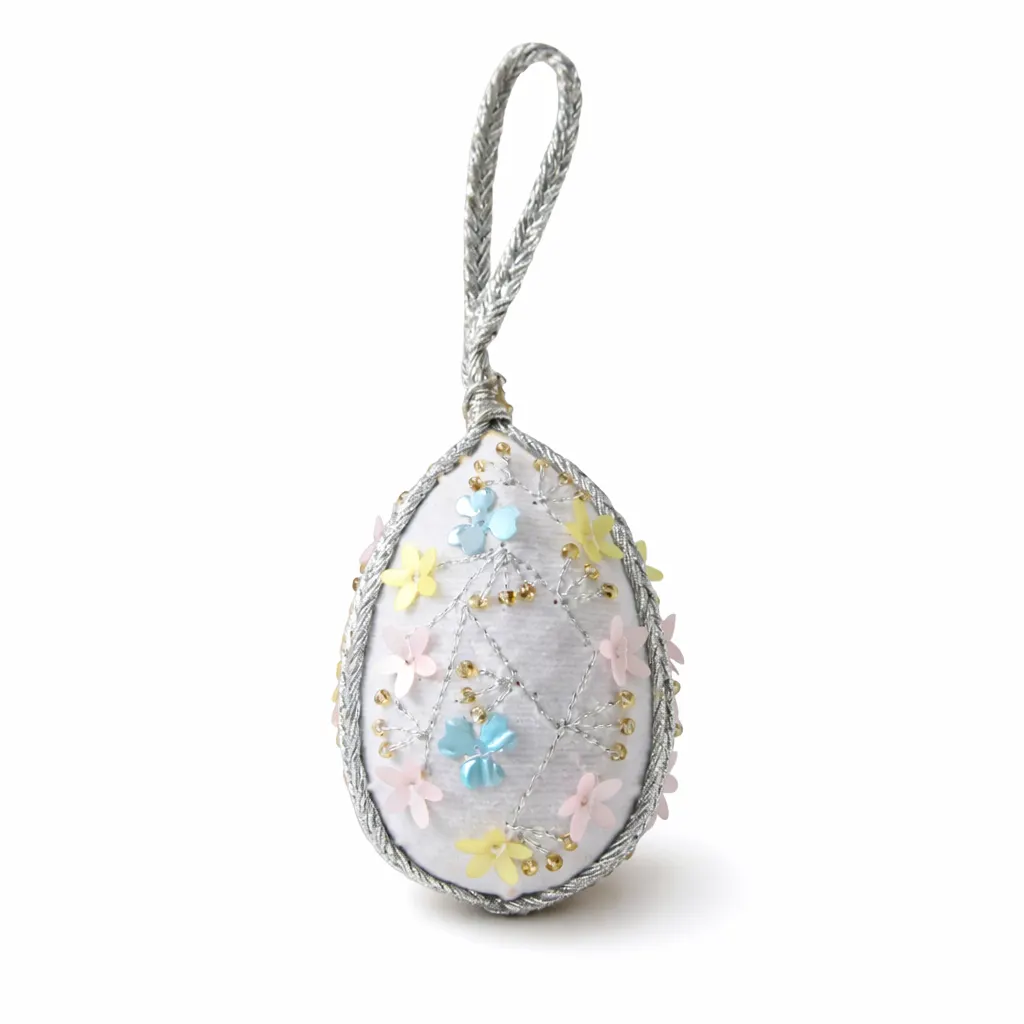 White Floral Easter Egg Hanging Decoration - Image 3